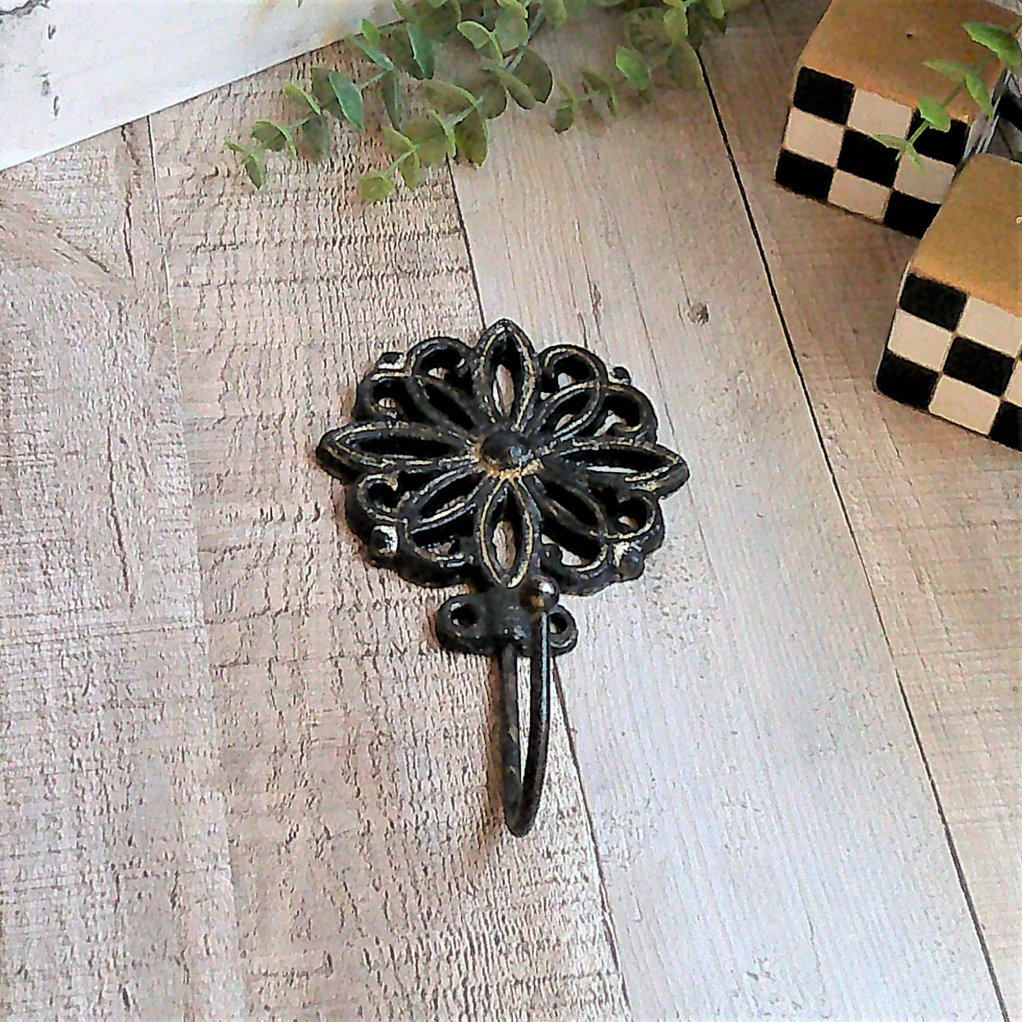 Country French Decorative Cast Iron Wall Hook Black And Gold Decor