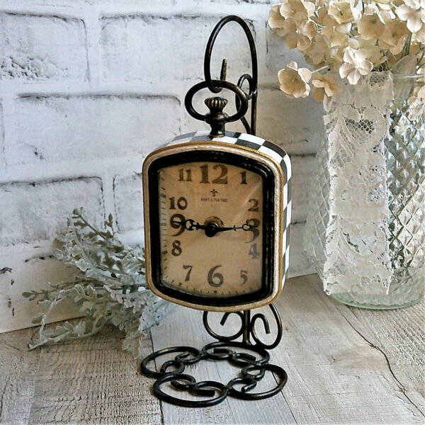 Courtly Check Clock on Hanger