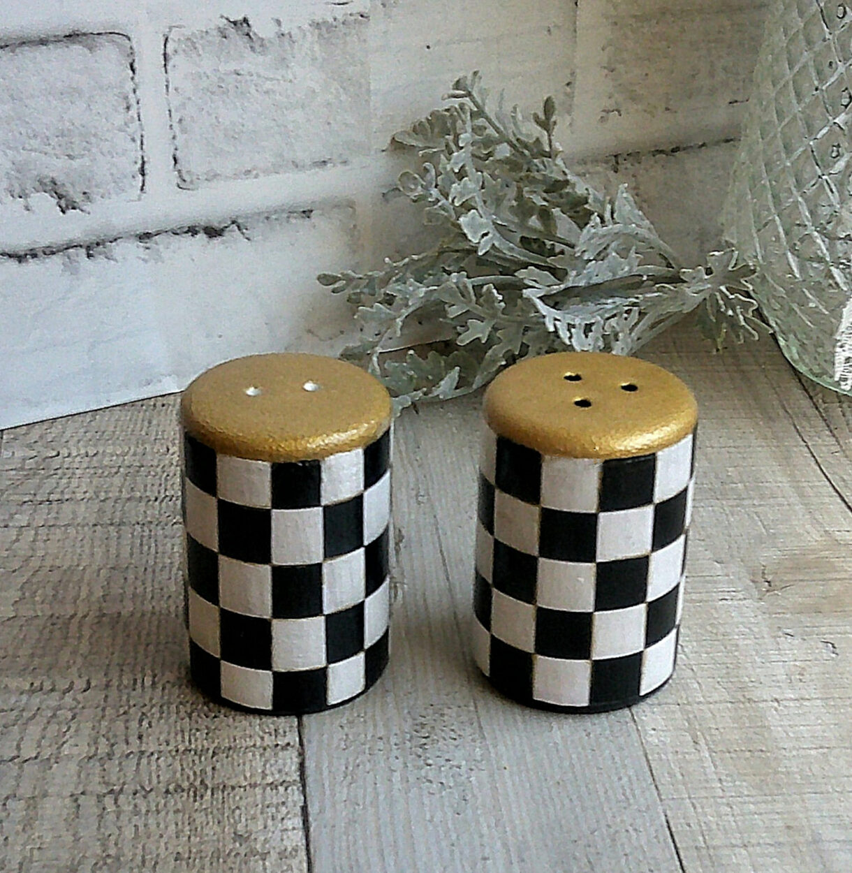 checked decor salt and pepper shakers